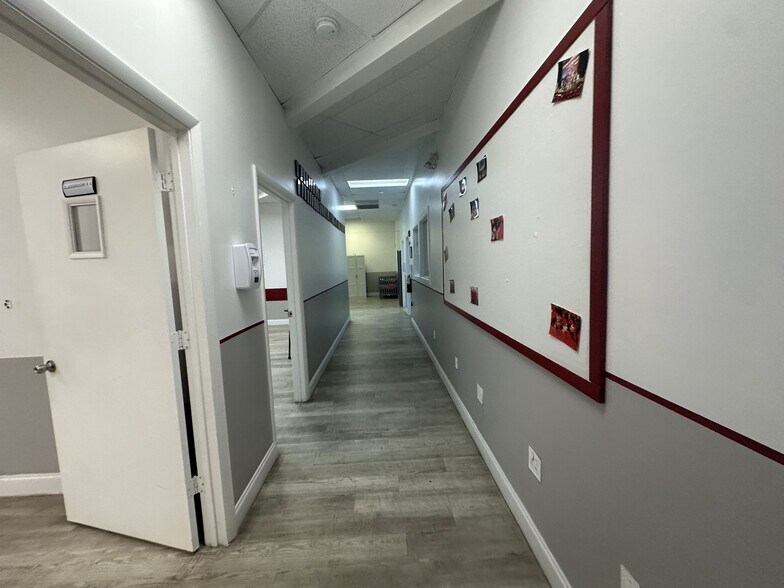 More Photos Of 30200-30394 Old Dixie Hwy, Homestead Unknown For Lease