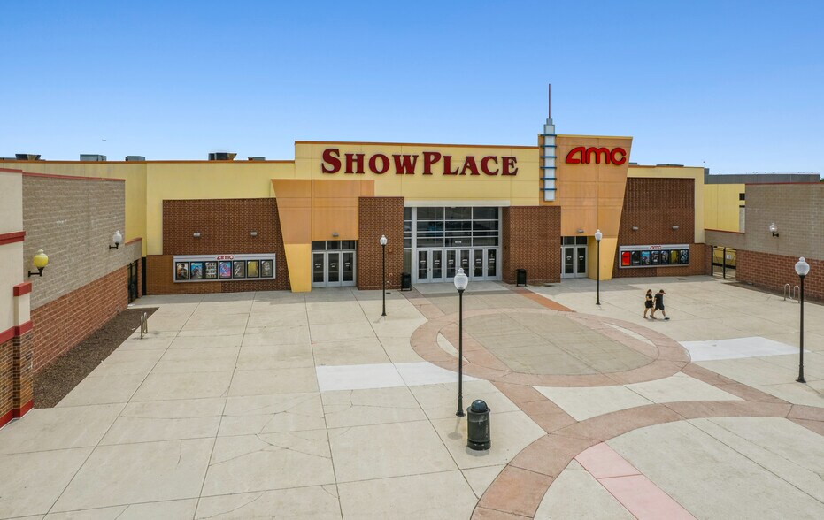 More Photos Of 4601-4779 W Cermak Rd, Cicero Unknown For Lease