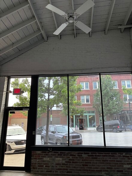 More Photos Of 209 N Main St, Tulsa Storefront For Lease