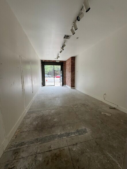 More Photos Of 1461 W Sunset Blvd, Los Angeles Apartments For Lease