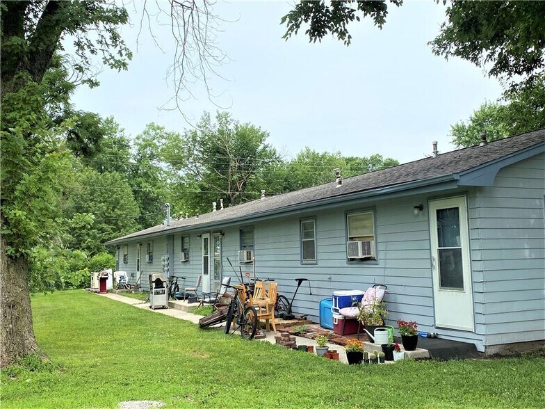 More Photos Of 204 W 5th St, Wellsville Apartments For Sale