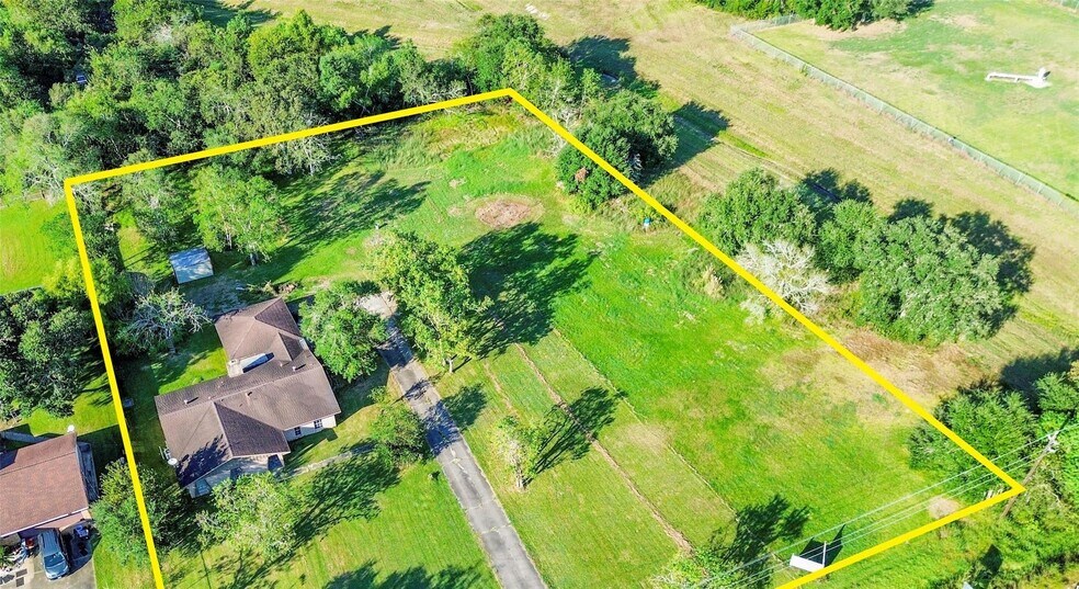 More Photos Of 10922 FM 1764 Rd, Santa Fe Specialty For Sale