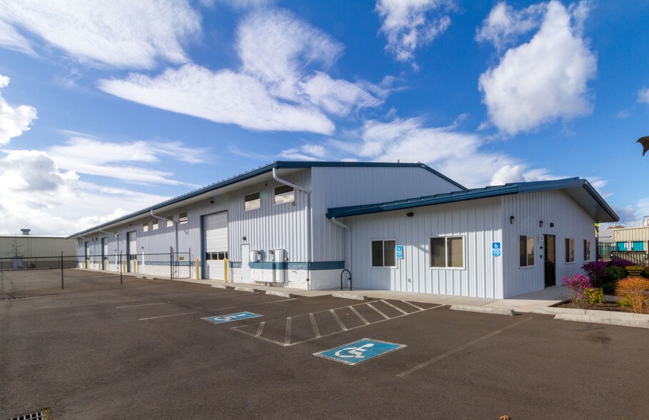 Primary Photo Of 180 S Danebo Ave, Eugene Warehouse For Lease