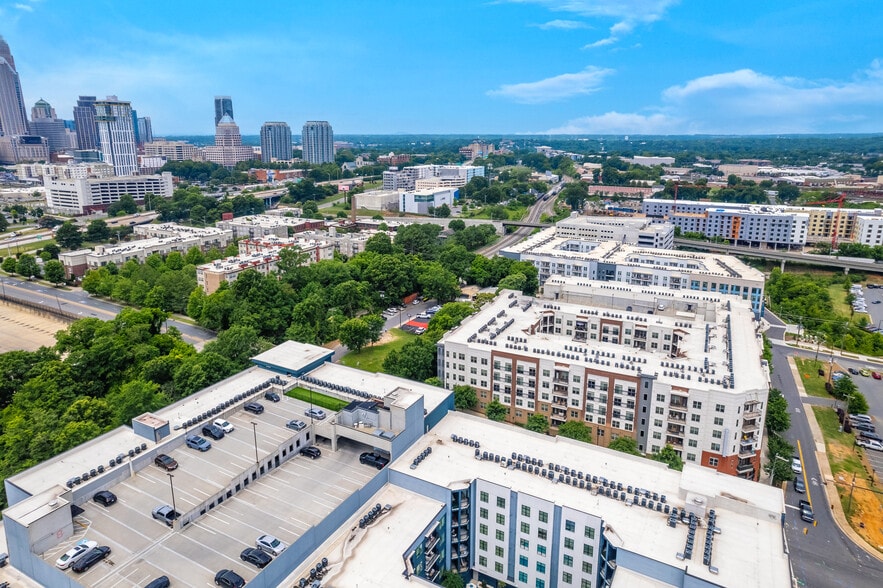 More Photos Of 411 E 13th St, Charlotte Land For Sale