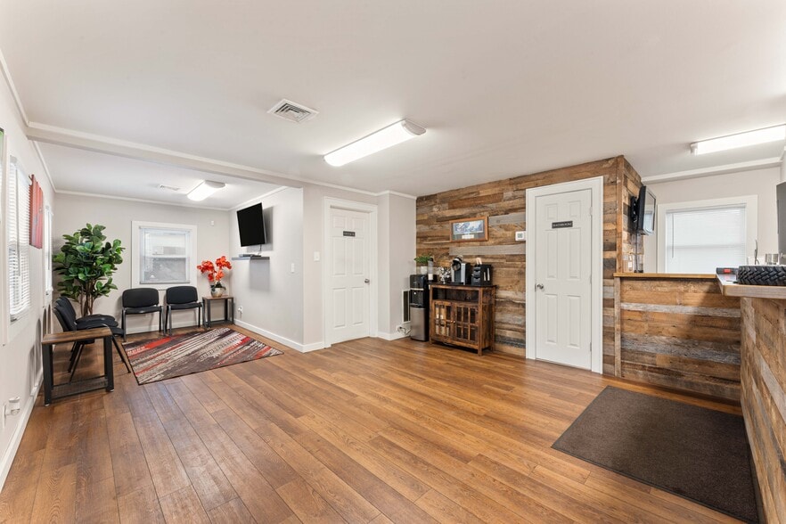 More Photos Of 141 Lincoln Blvd, Middlesex Auto Repair For Sale