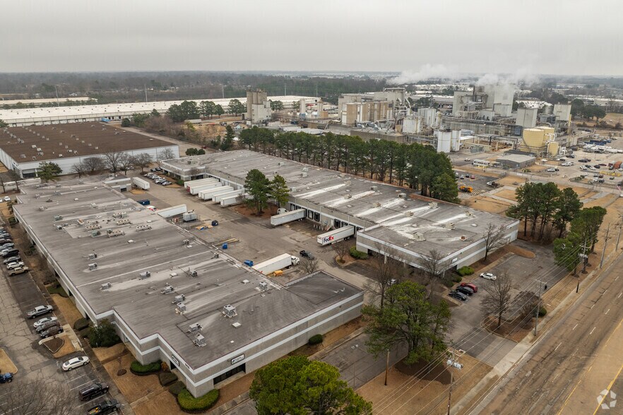 More Photos Of 5445 Raines Rd, Memphis Warehouse For Sale