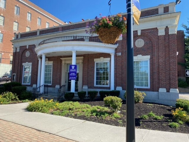 More Photos Of 55 E Main St, Mount Kisco Bank For Lease