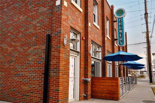 More Photos Of 1147 S Lewis Ave, Tulsa Freestanding For Lease