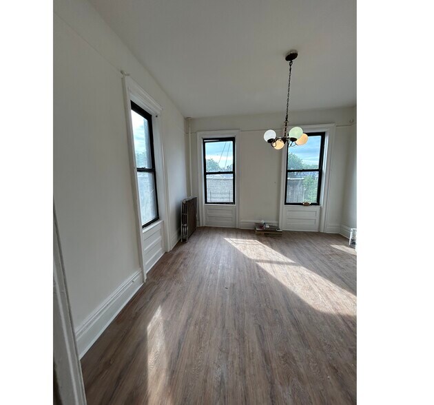More Photos Of 176 Prospect Park W, Brooklyn Apartments For Sale