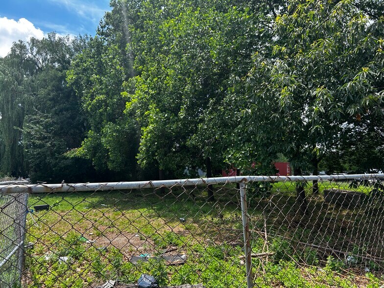 More Photos Of 212 W Diamond St, Philadelphia Land For Sale