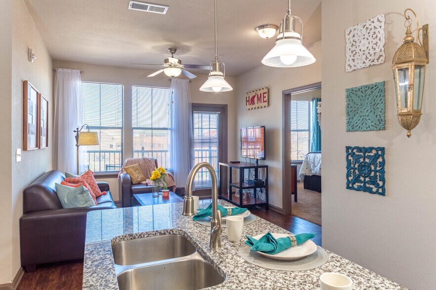 More Photos Of 919 Greensboro Ave, Tuscaloosa Apartments For Lease