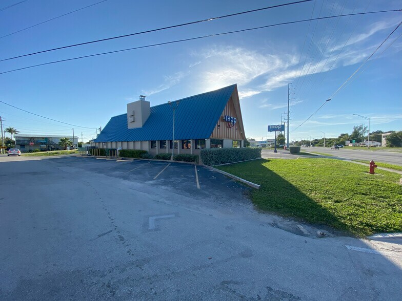 More Photos Of 6495 Overseas Hwy, Marathon Restaurant For Lease