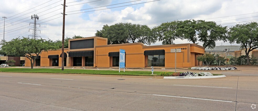 More Photos Of 13520 Dallas Pky, Dallas Unknown For Lease