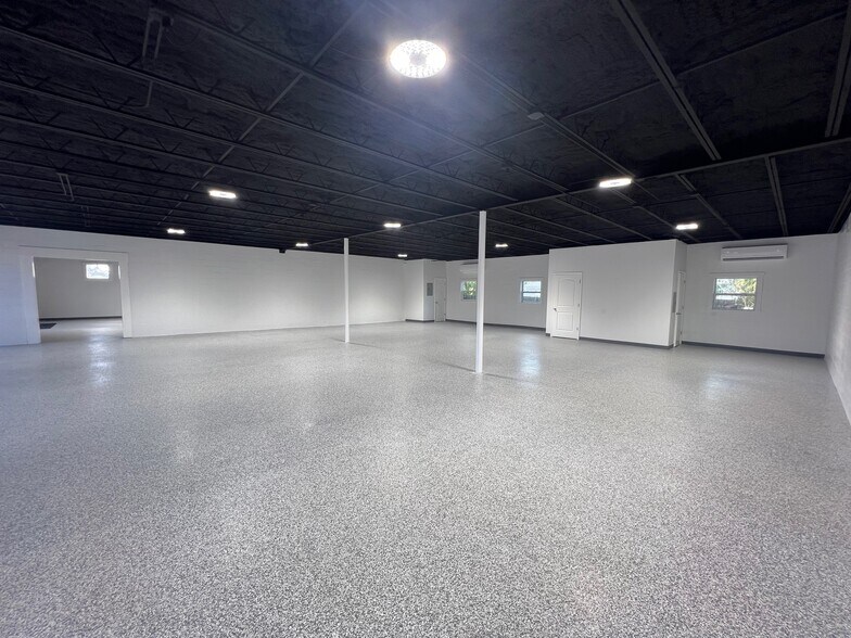 More Photos Of 1710 N Fort Harrison Ave, Clearwater Storefront Retail Office For Lease