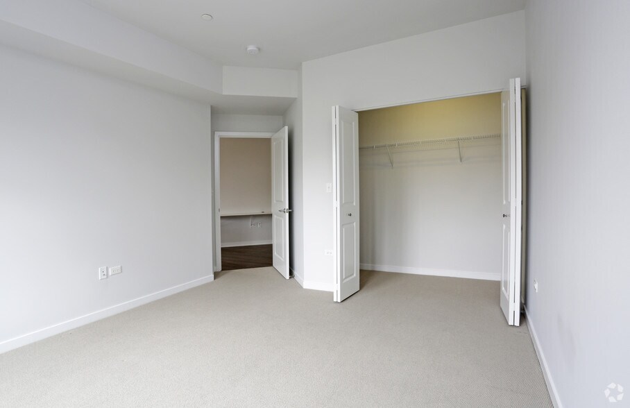 More Photos Of 1720 Central St, Evanston Apartments For Lease