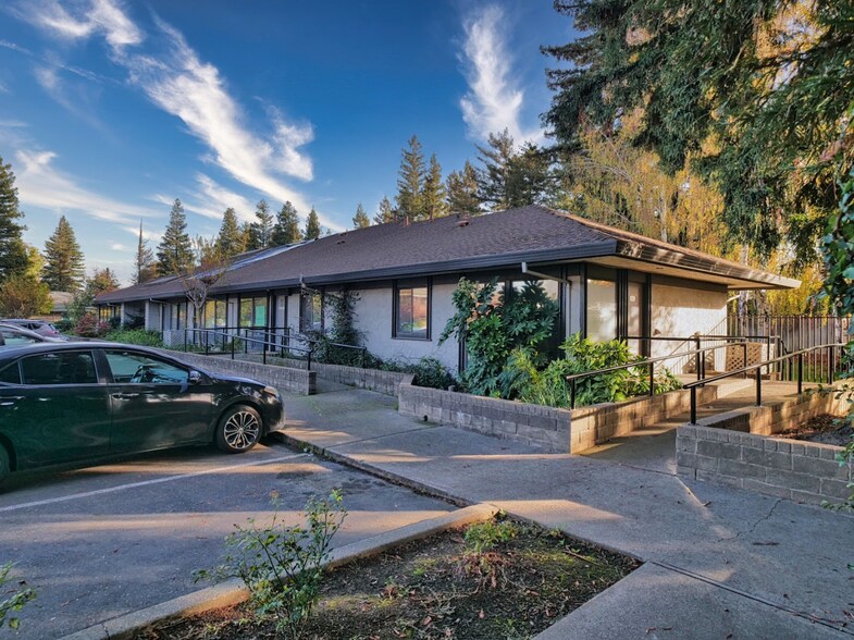 Primary Photo Of 905 Secret River Dr, Sacramento Medical For Sale