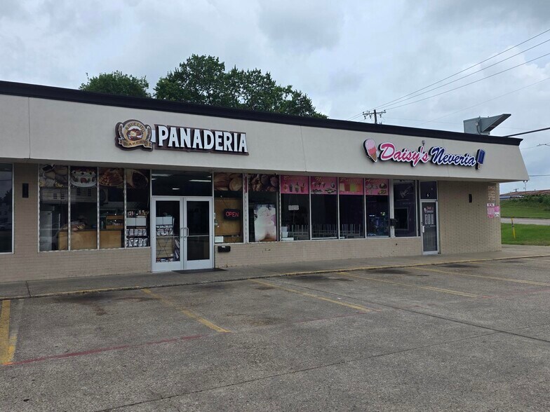 More Photos Of 701 Military Pky, Mesquite Unknown For Lease