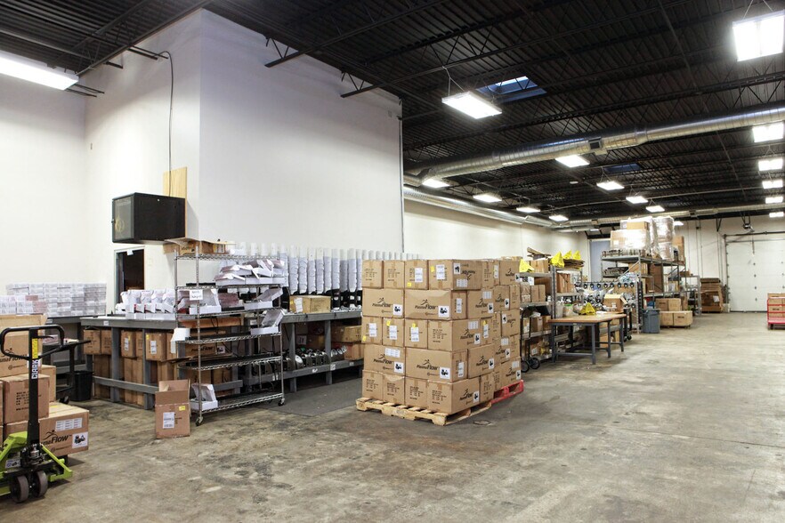 More Photos Of 817 E 4th St, Tulsa Showroom For Sale