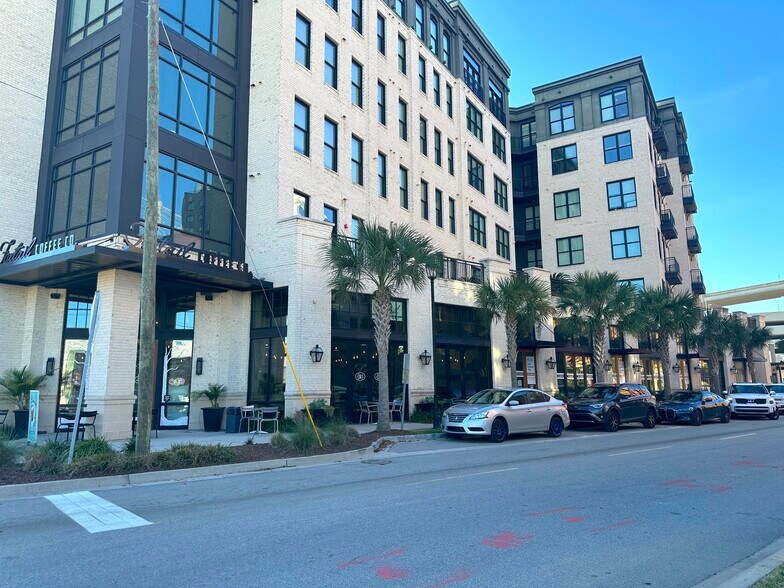 More Photos Of 601 Indian St, Savannah Apartments For Lease