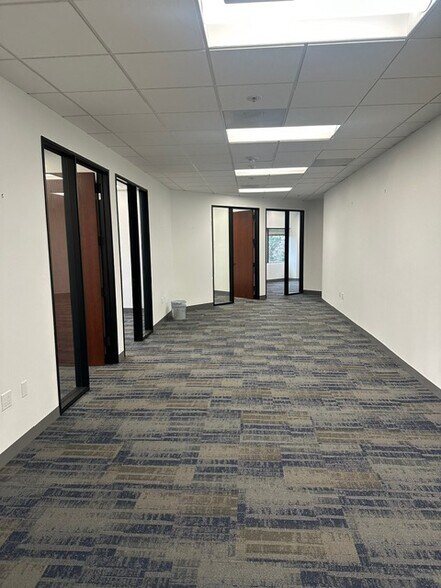 More Photos Of 18302 Irvine Blvd, Tustin Office For Lease
