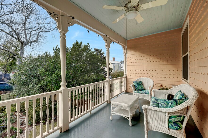 More Photos Of 412 S 3rd St, Wilmington Hospitality For Sale