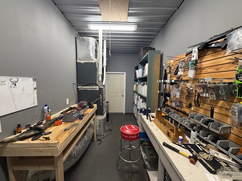 More Photos Of 1200 Dean Ave SE, Rome Self Storage For Sale