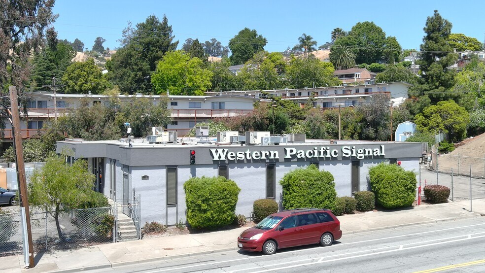 More Photos Of 15890 Foothill Blvd, San Leandro Flex For Sale