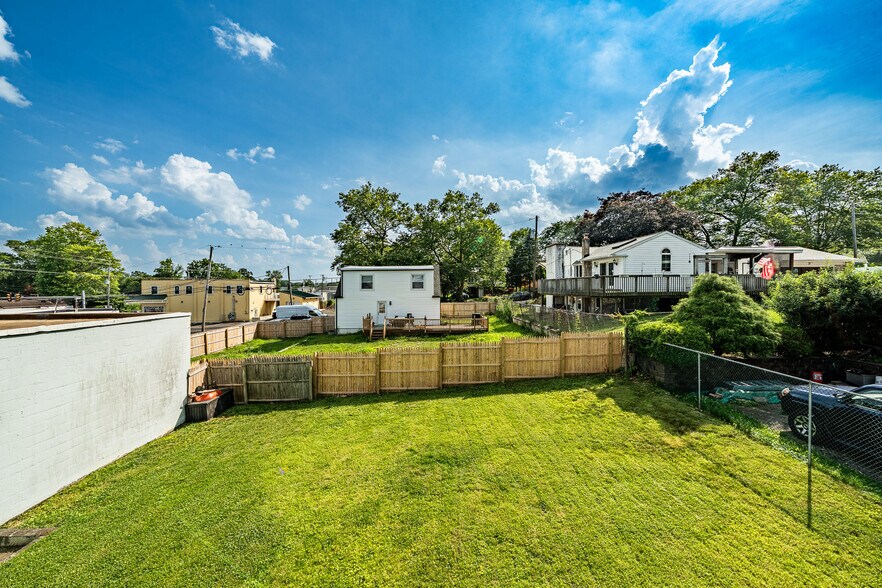 More Photos Of 663 Clearview Ave, Trevose Light Manufacturing For Sale