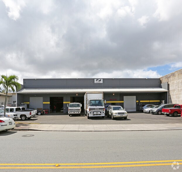 More Photos Of 99-1245 Halawa Valley St, Aiea Warehouse For Sale