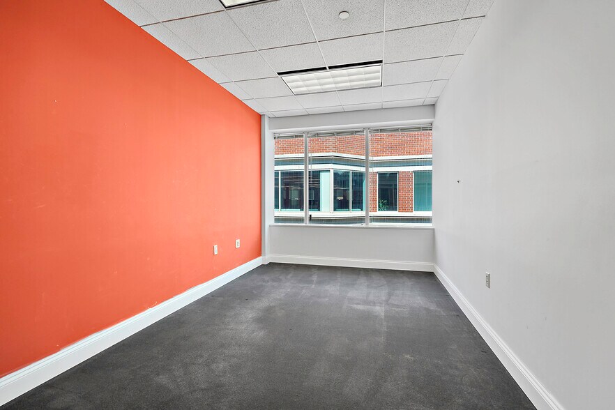 More Photos Of 1631-1663 Prince St, Alexandria Medical For Lease