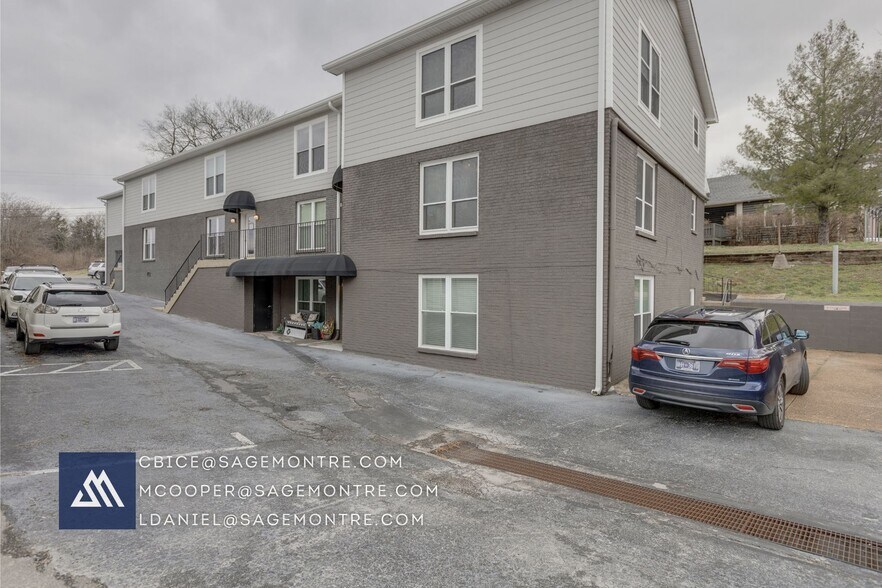 More Photos Of 1226 Lakeview Dr, Franklin Loft Creative Space For Sale