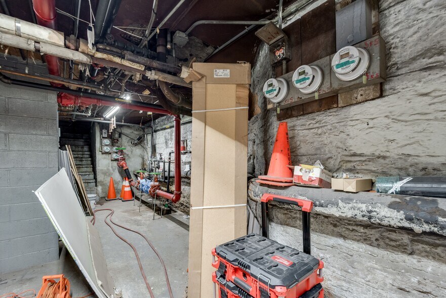 More Photos Of 925 Columbus Ave, New York Apartments For Sale