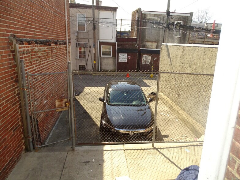 More Photos Of 2804 W Girard Ave, Philadelphia Storefront For Sale