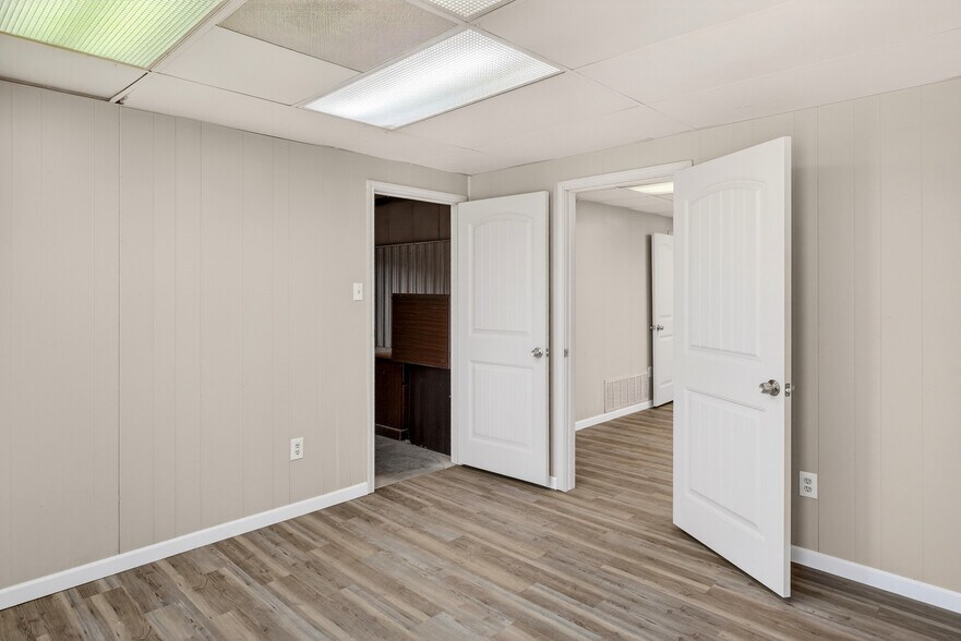More Photos Of 2716 Judy Ave, Odessa Warehouse For Sale