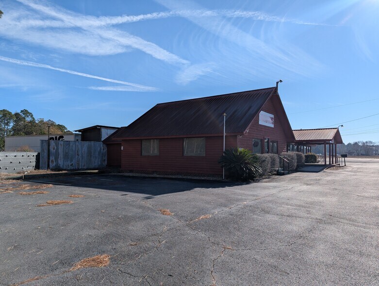 More Photos Of 609 Ga-133 Hwy, Moultrie General Retail For Sale