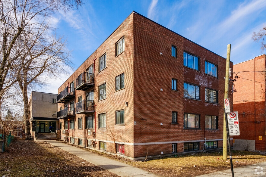 Primary Photo Of 4988 Av Clanranald, Montréal Apartments For Sale