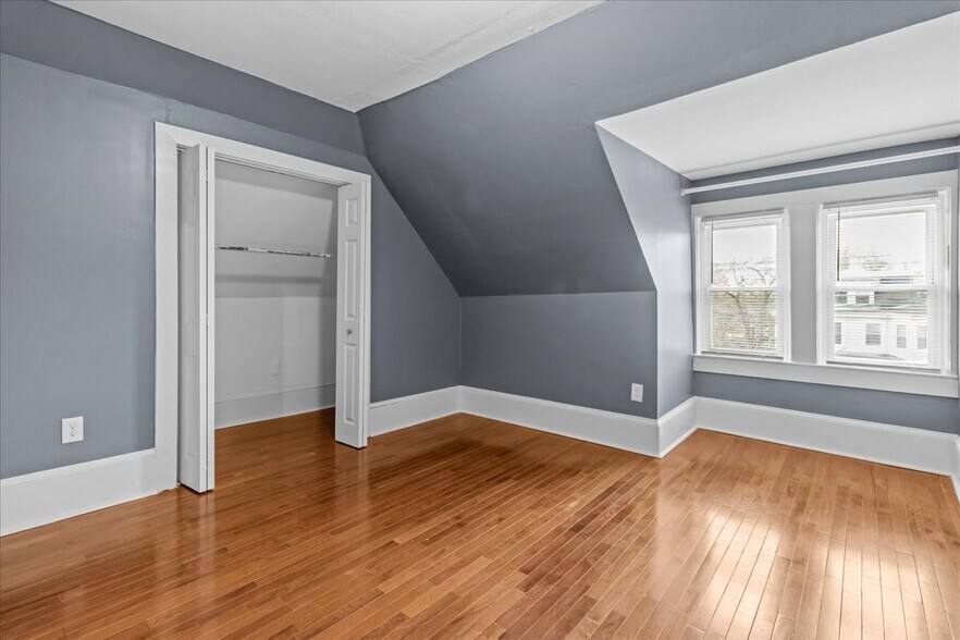 More Photos Of 816 Collings Ave, Collingswood Apartments For Sale