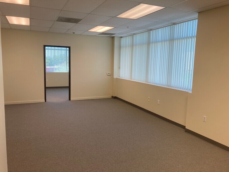 More Photos Of 11981 Jack Benny Dr, Rancho Cucamonga Warehouse For Lease