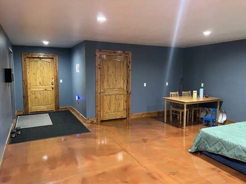 More Photos Of 7066 Adams Ln, Greenwood Truck Terminal For Sale
