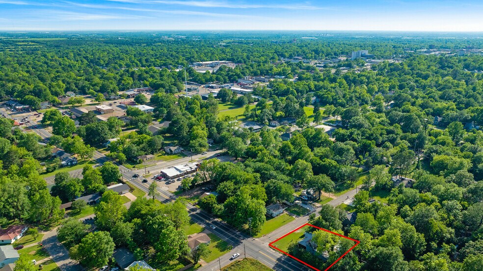 More Photos Of 1975 E Cherry St, Paris Land For Sale