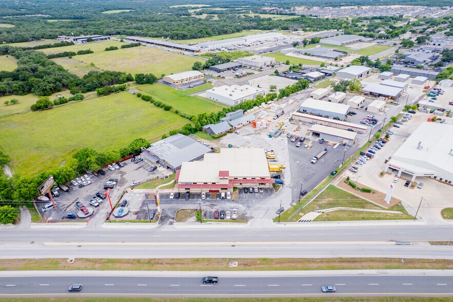 More Photos Of 30875 W IH-10, Boerne Unknown For Lease