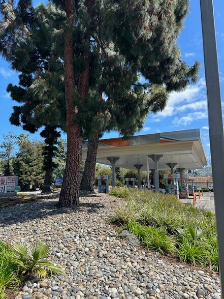 More Photos Of 39925 Mission Blvd, Fremont Service Station For Sale