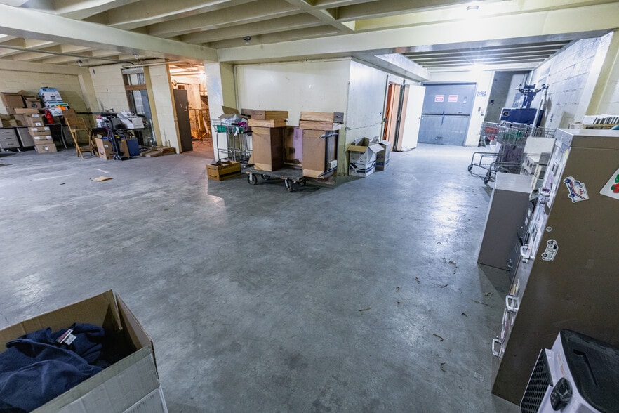 More Photos Of 130-134 N Madelia St, Spokane Manufacturing For Sale