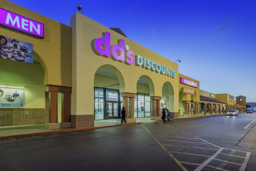 More Photos Of 6800-6890 Harrisburg Blvd, Houston Unknown For Lease