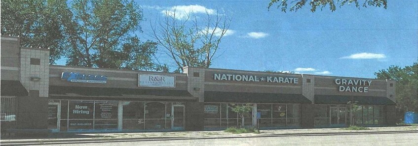 More Photos Of 11011 NE 61st St, Albertville Unknown For Lease