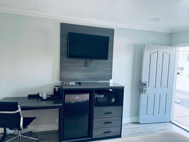 More Photos Of 2127 Inyo St, Fresno Hotel For Sale