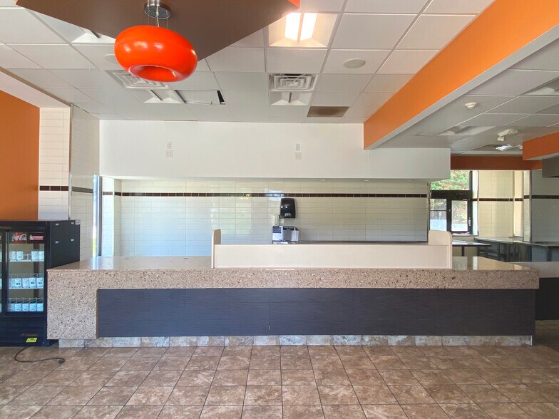 More Photos Of 6801 Forest Hill Ave, Richmond Fast Food For Lease