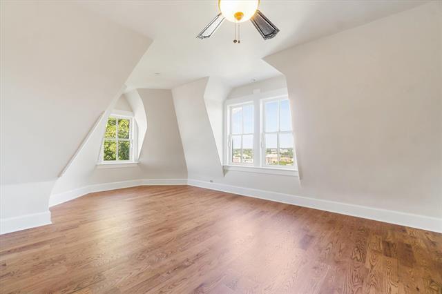 More Photos Of 220 Saint Lawrence Ave, Janesville Storefront Retail Residential For Sale