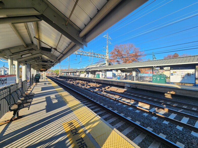 More Photos Of 233 Broad St, Milford Office For Lease