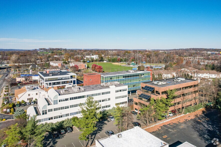 More Photos Of 350 W Passaic St, Rochelle Park Unknown For Lease